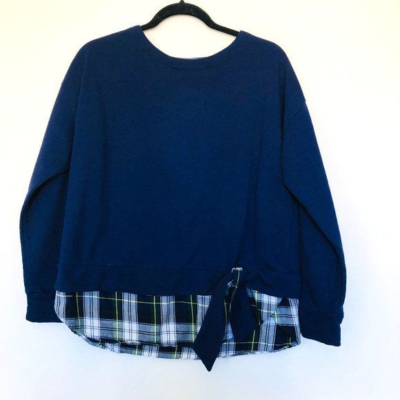 Sold Izod Navy Sweater With Plaid And Side Knot Detail Sweater/Sweat Shirt-Size - Picture 2 of 7